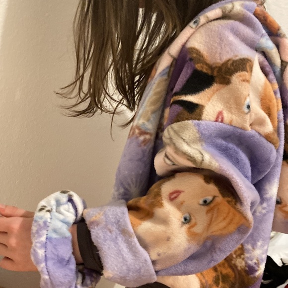 Scrunchy and jacket or sold separately - Picture 2 of 5